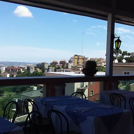 Szálloda Grande Abruzzo 3*