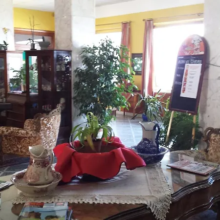 艾柏格阿布鲁佐大酒店 3* 基耶蒂