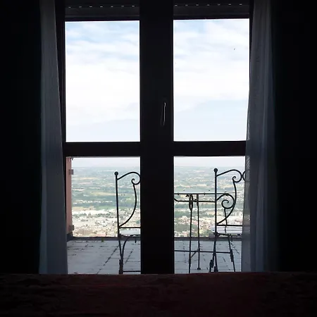 艾柏格阿布鲁佐大酒店