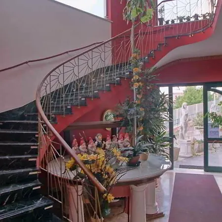 Hotel Grande Abruzzo 3*