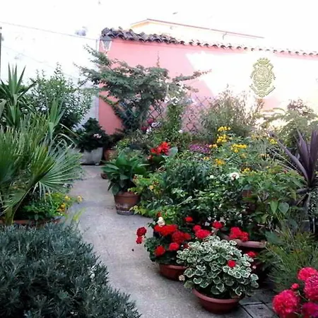 艾柏格阿布鲁佐大酒店