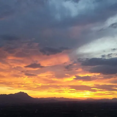 艾柏格阿布鲁佐大酒店 酒店