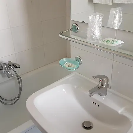Szálloda Grande Abruzzo 3*